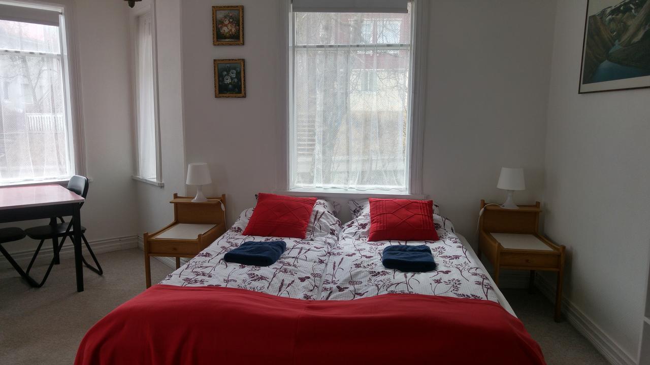 Guesthouse Solgardar อาคูเรย์รี ภายนอก รูปภาพ