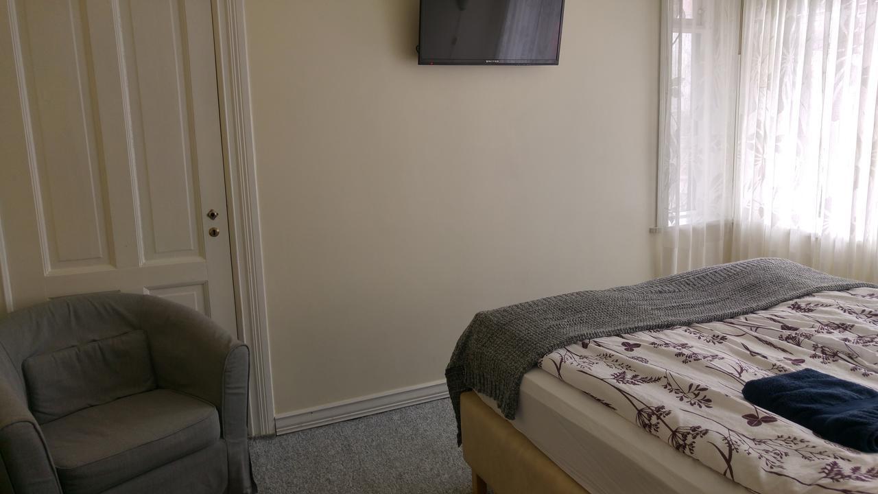 Guesthouse Solgardar อาคูเรย์รี ภายนอก รูปภาพ